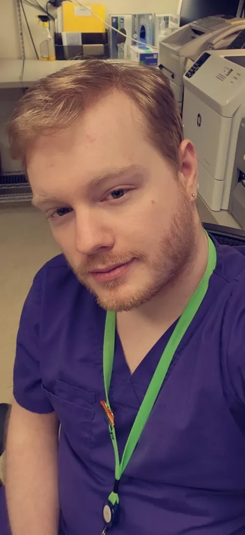 Anyone wanna help keep me up through this night shift haha I'm tired af xD