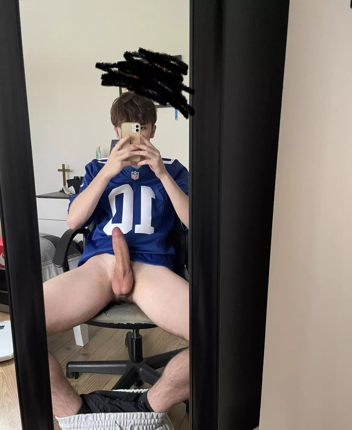 I heard you were into hung football players?😏🏈