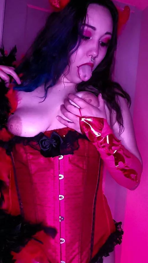 Let me be the devil on your shoulder 😈