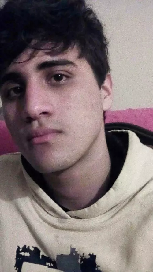 Me when I was 18 years old. I looked like a geek 😆