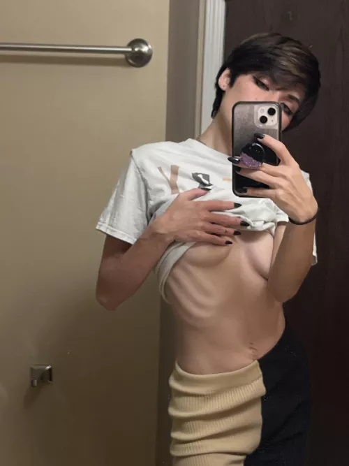 The human body is beautiful🖤