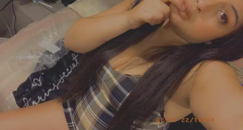 Wondering if you could subscribe to my only fans papi link down below ⬇️ ❤️‍🔥🥵🌶️