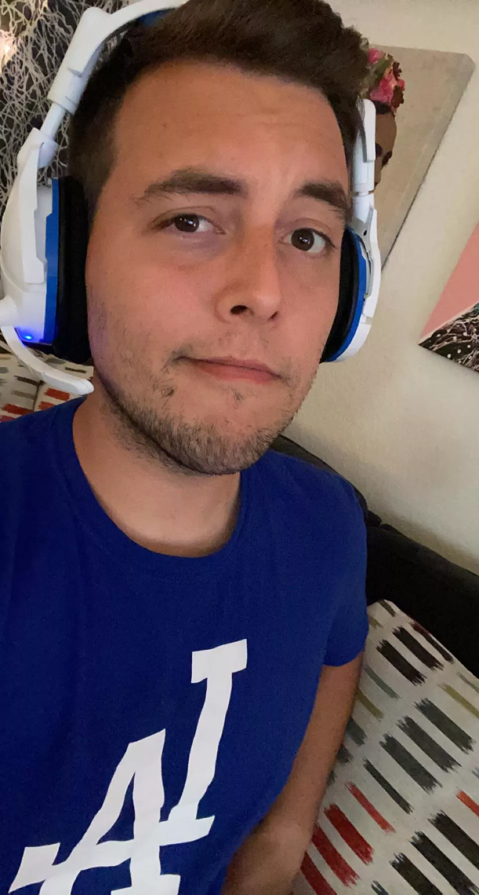 You’re looking at a professional meat shield in Apex and OW2
