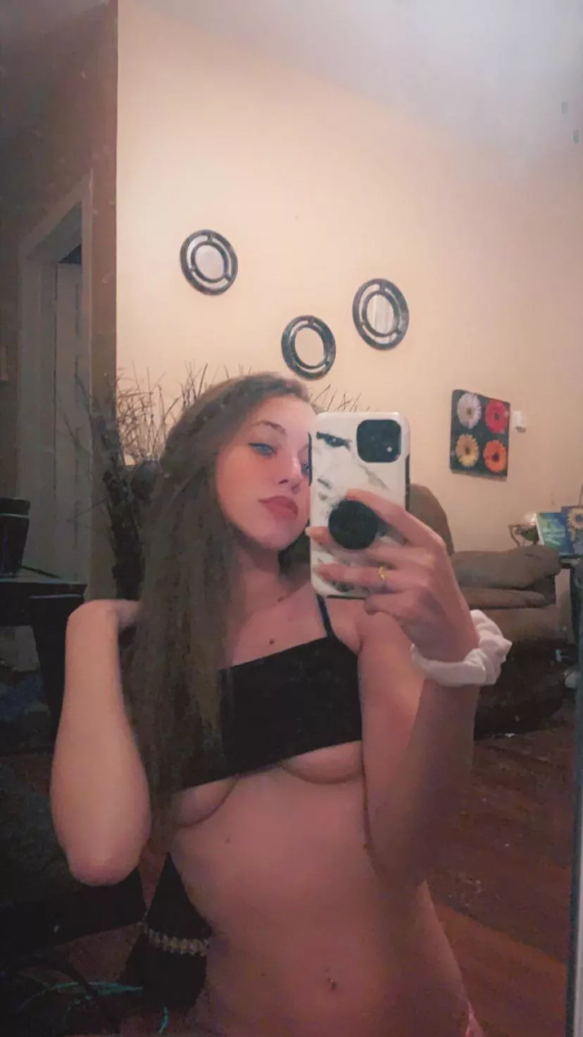 😻