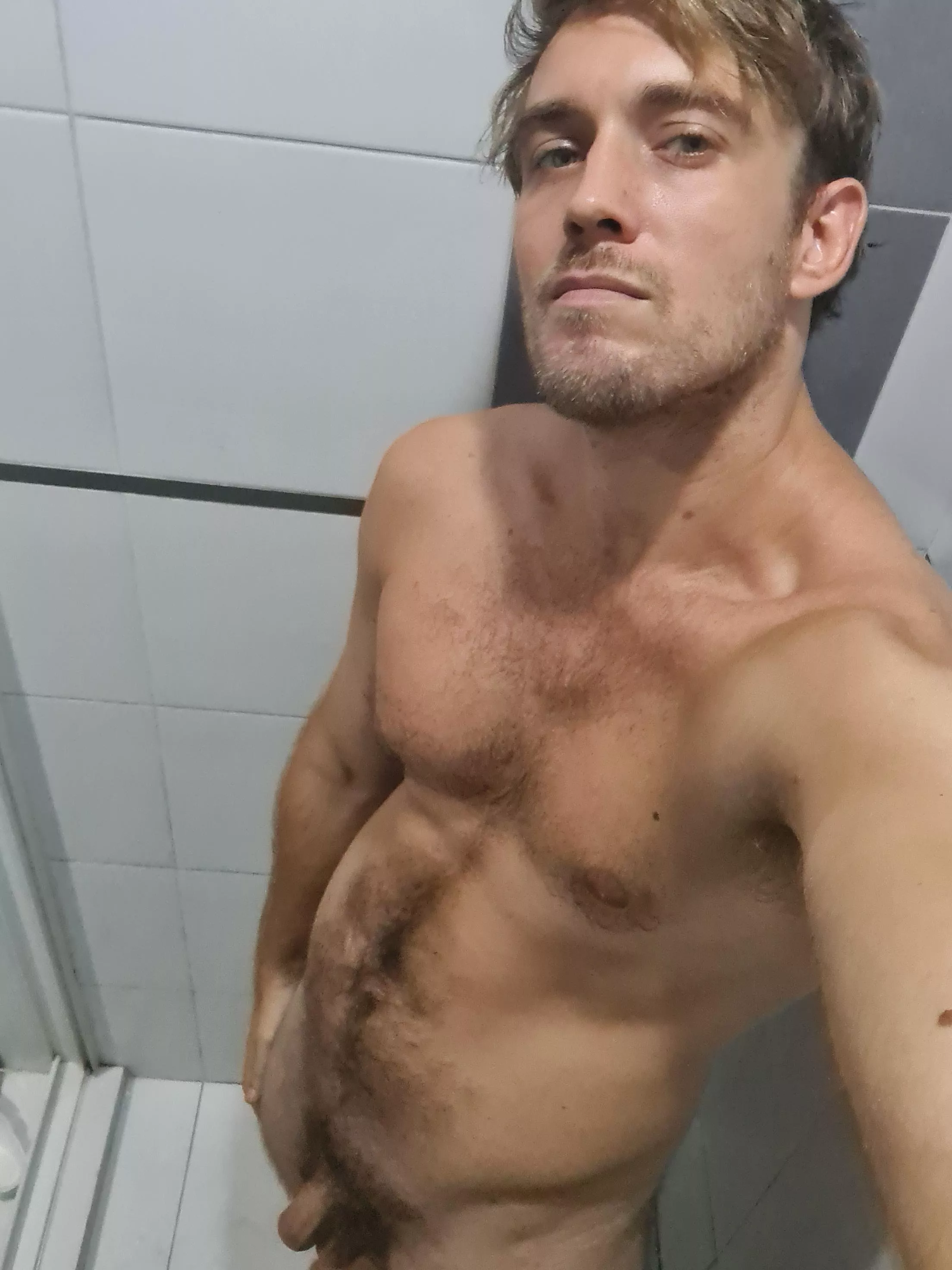 😊