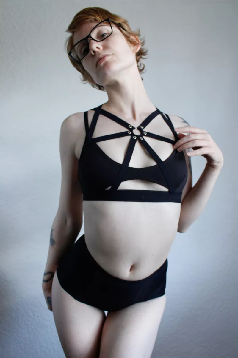 🖤