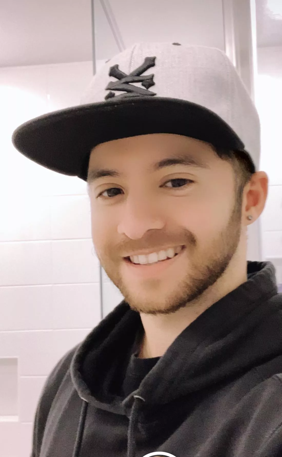 😀