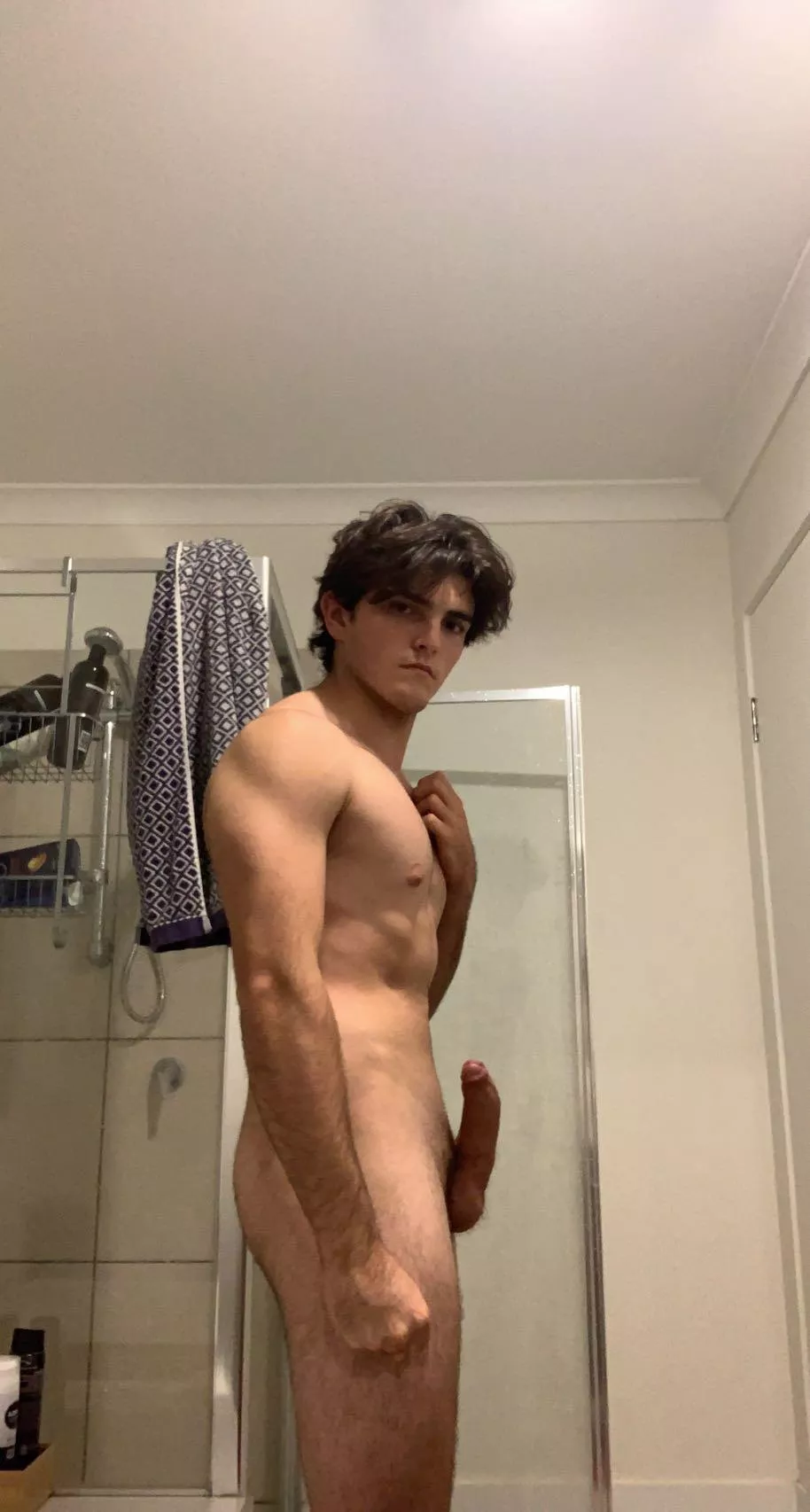 😘