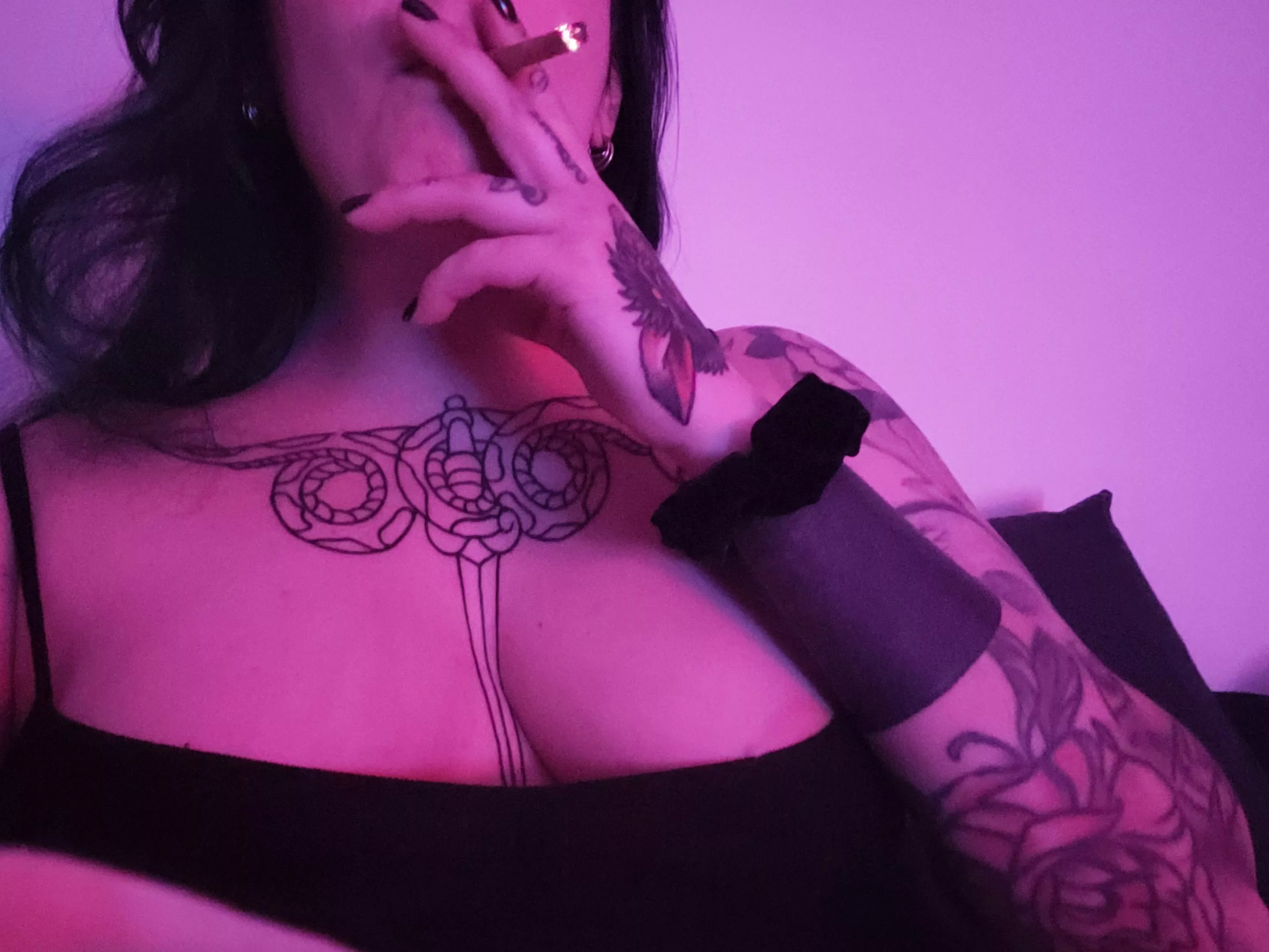 🖤🖤🖤🖤