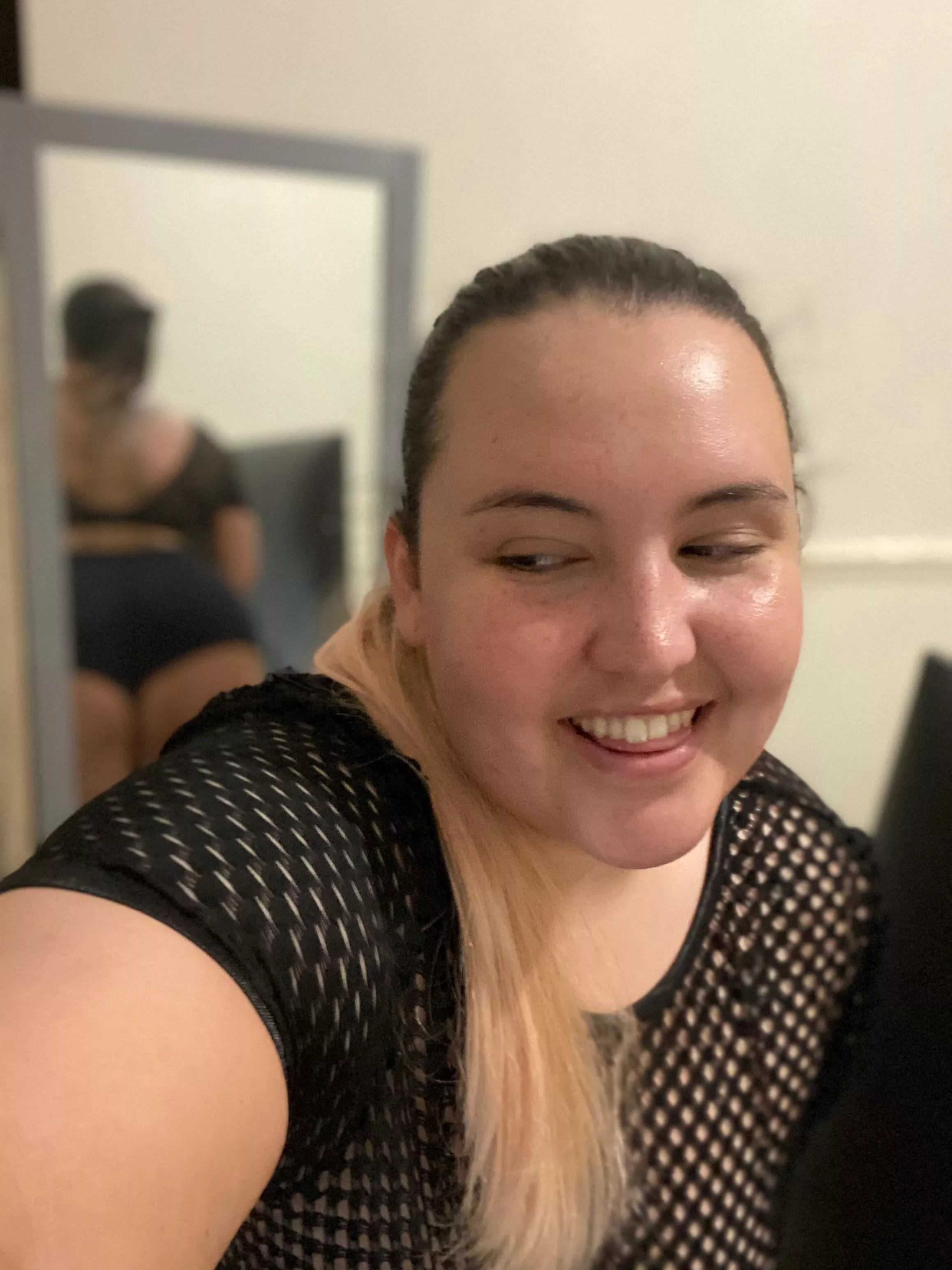 🍑👀