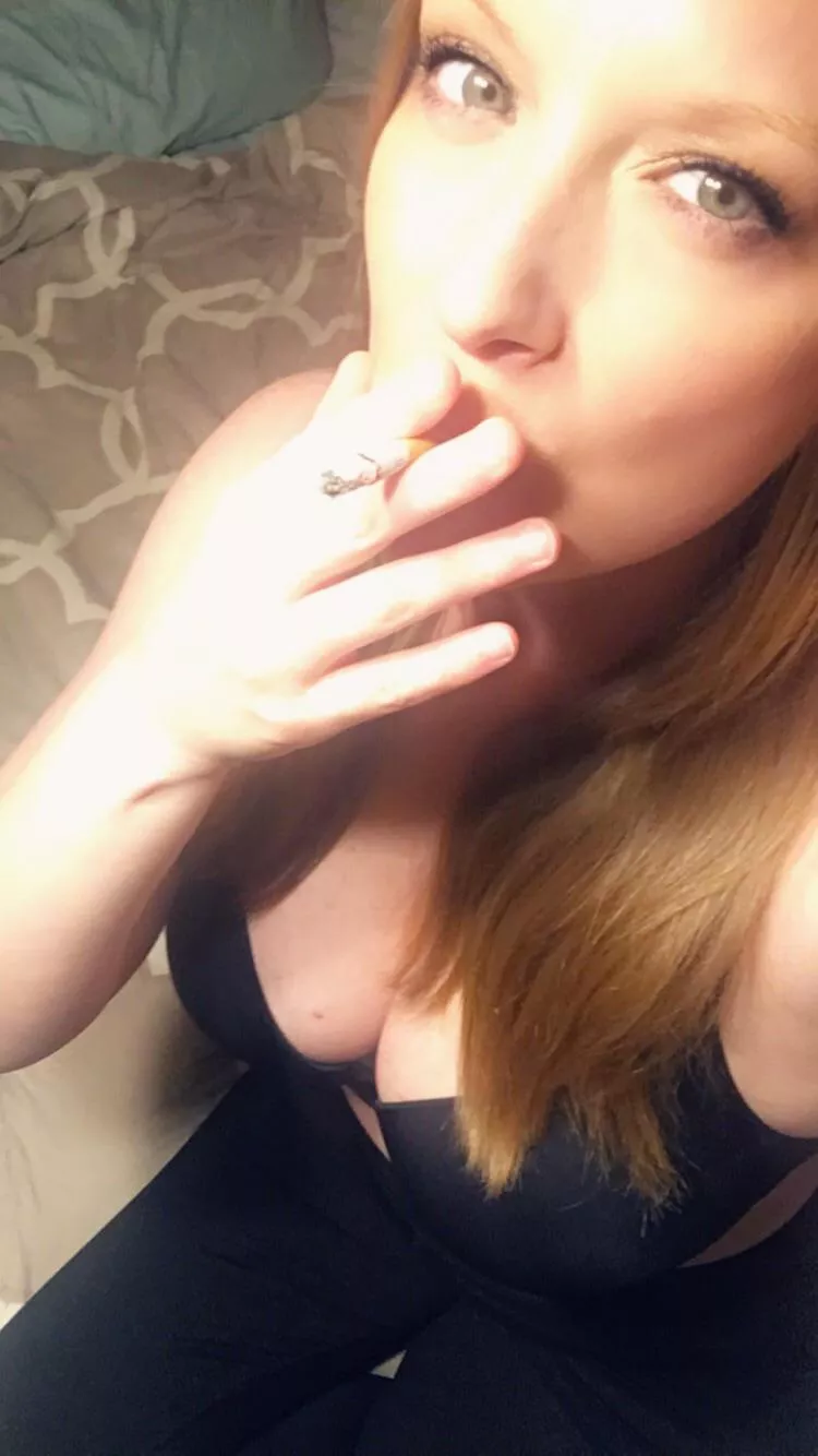 🚬🖤