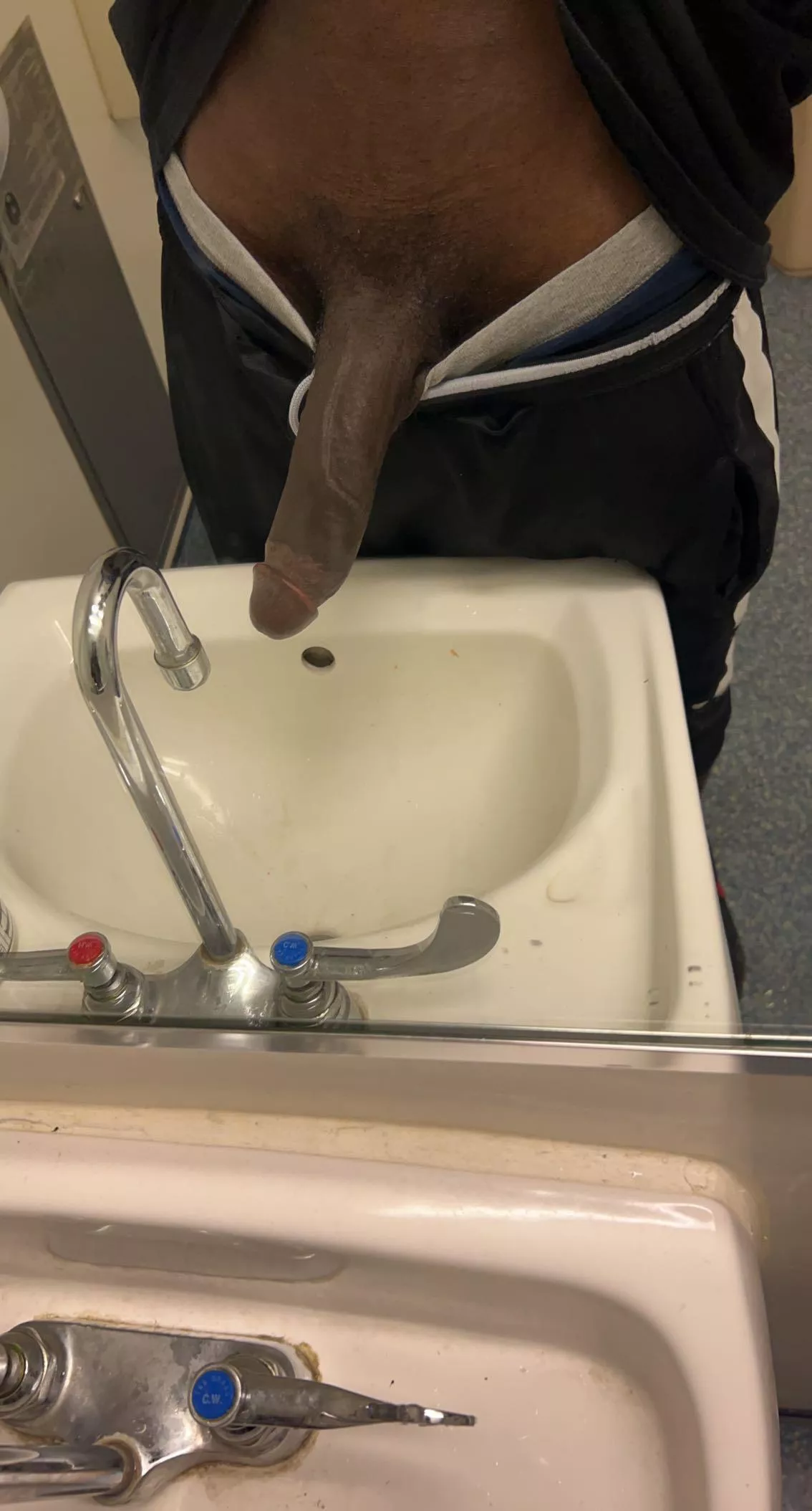 💦