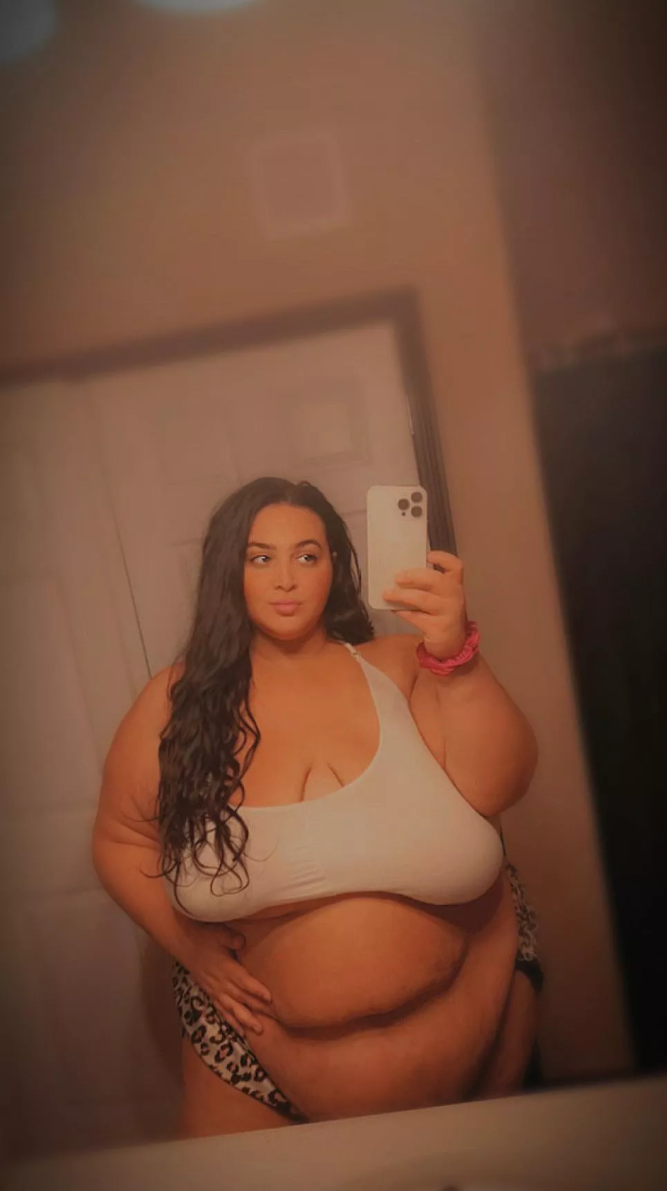 😋🐷