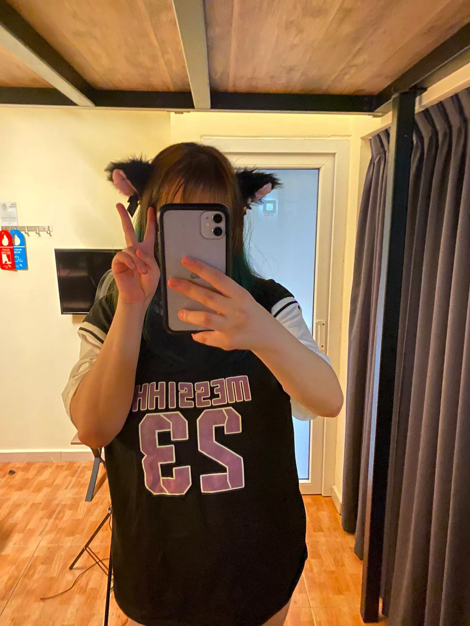 ✌️