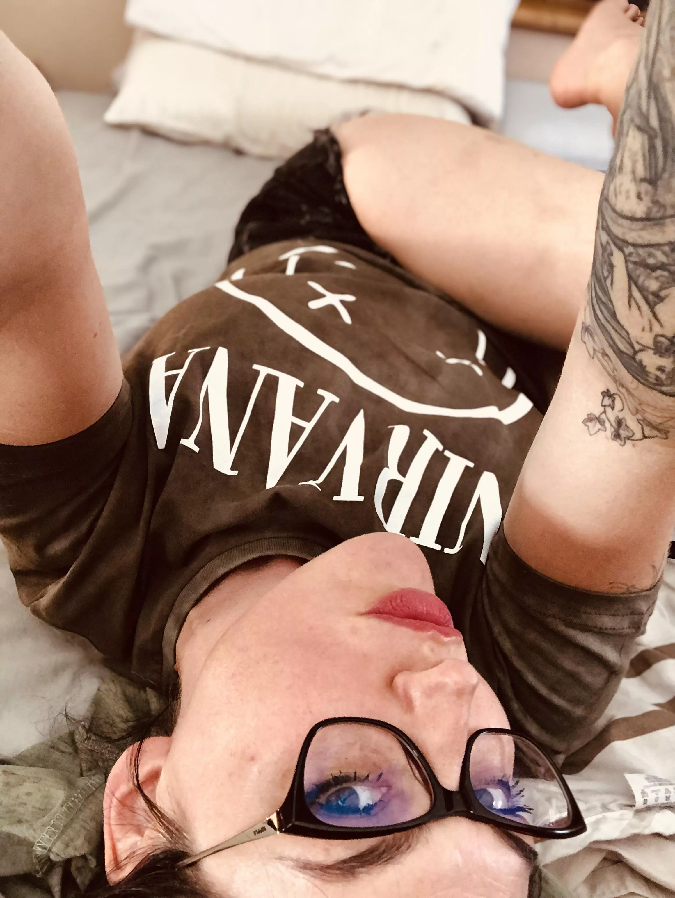 😘