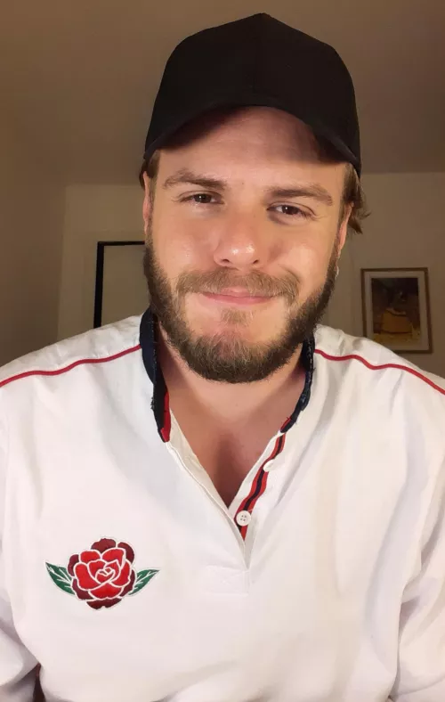 🏴󠁧󠁢󠁥󠁮󠁧󠁿🌹