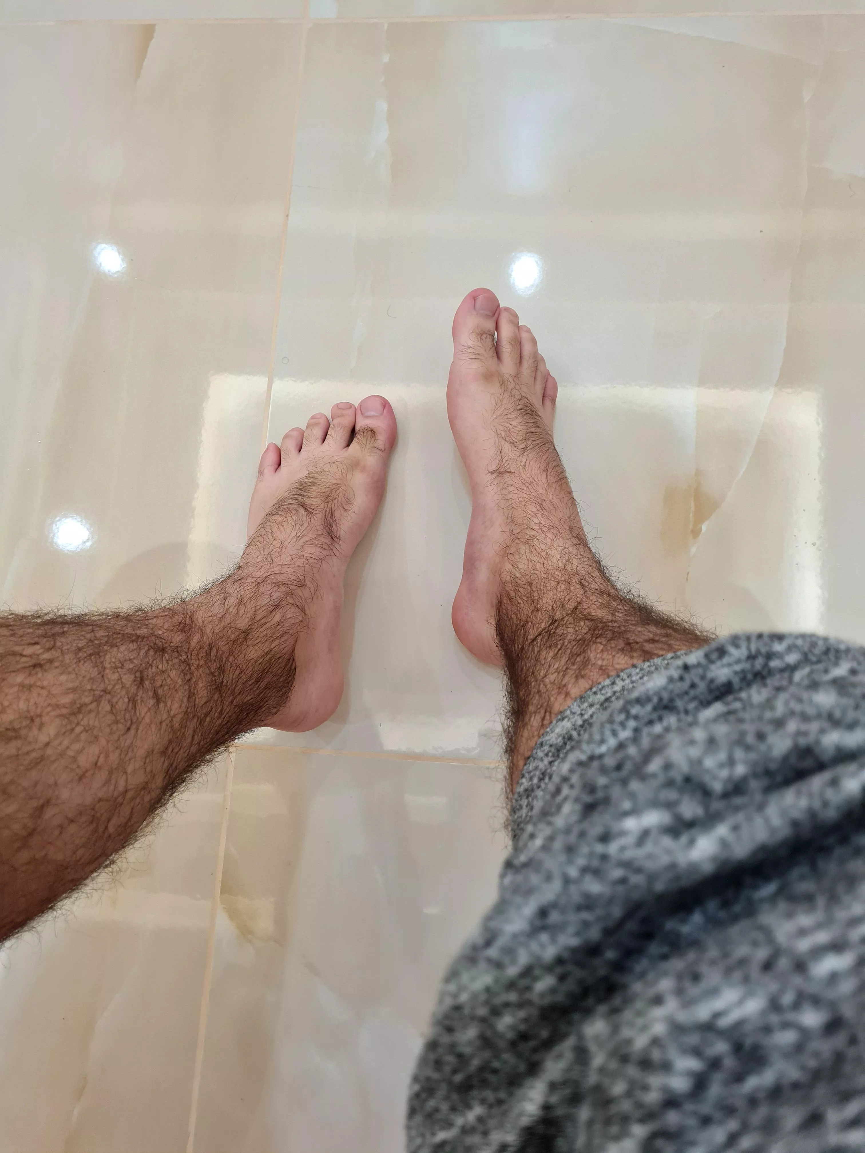 💋👣
