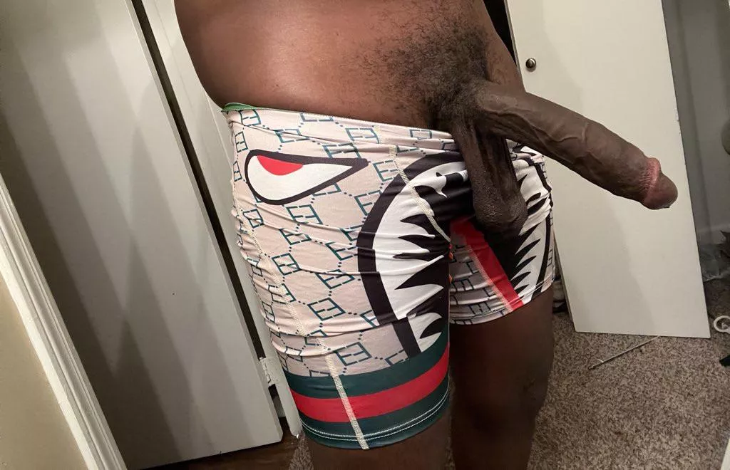 👀