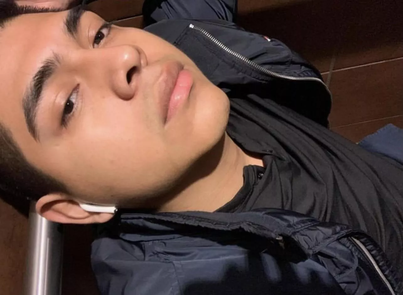 😘