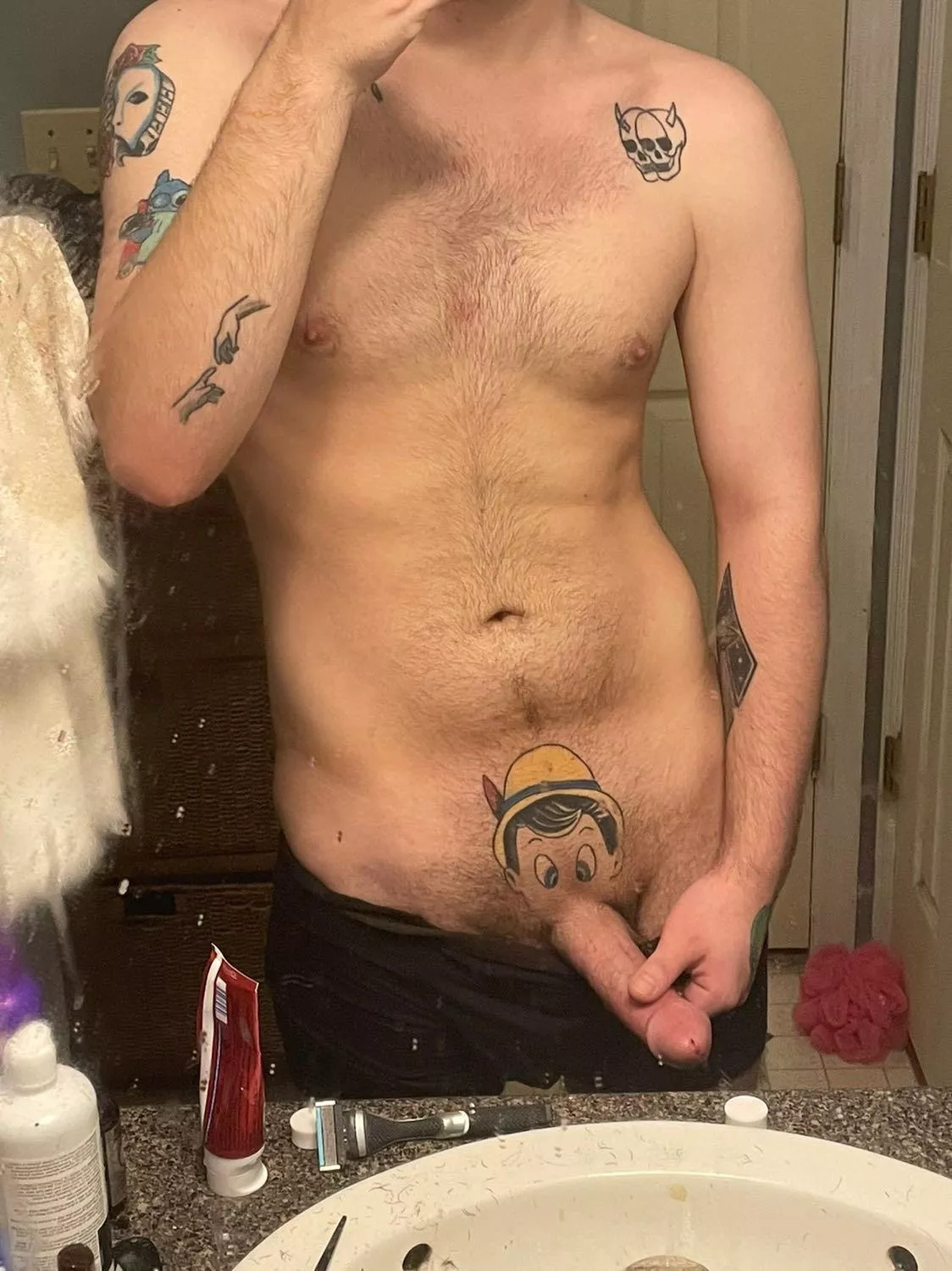 😈