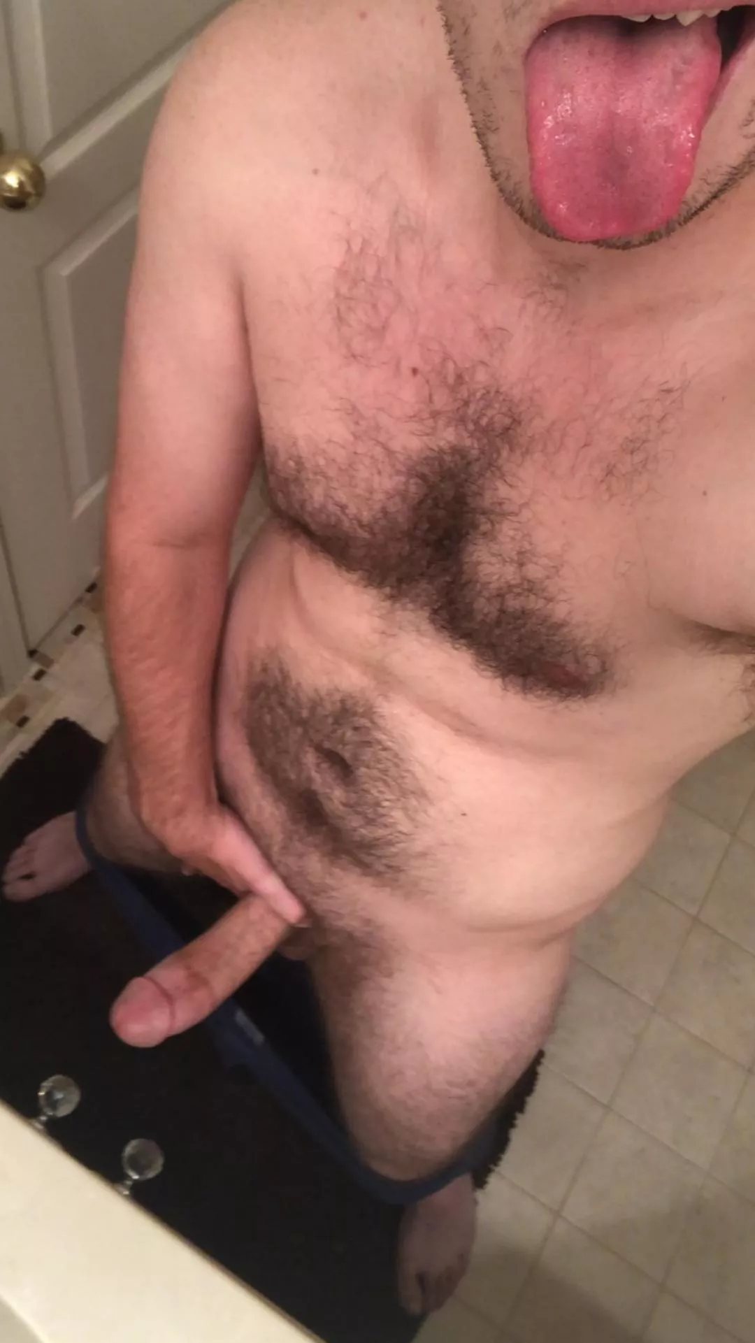 😜
