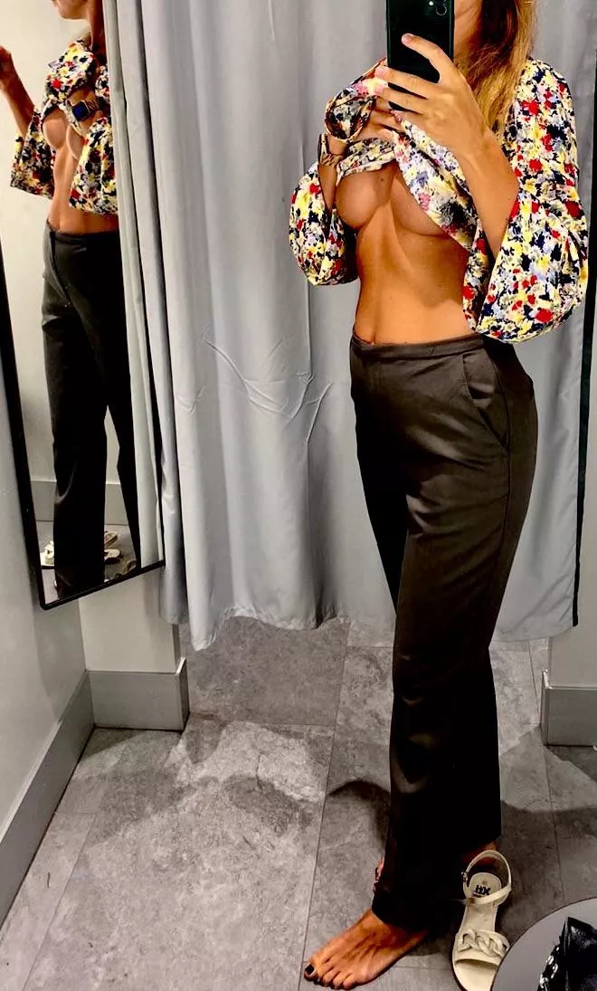 😜