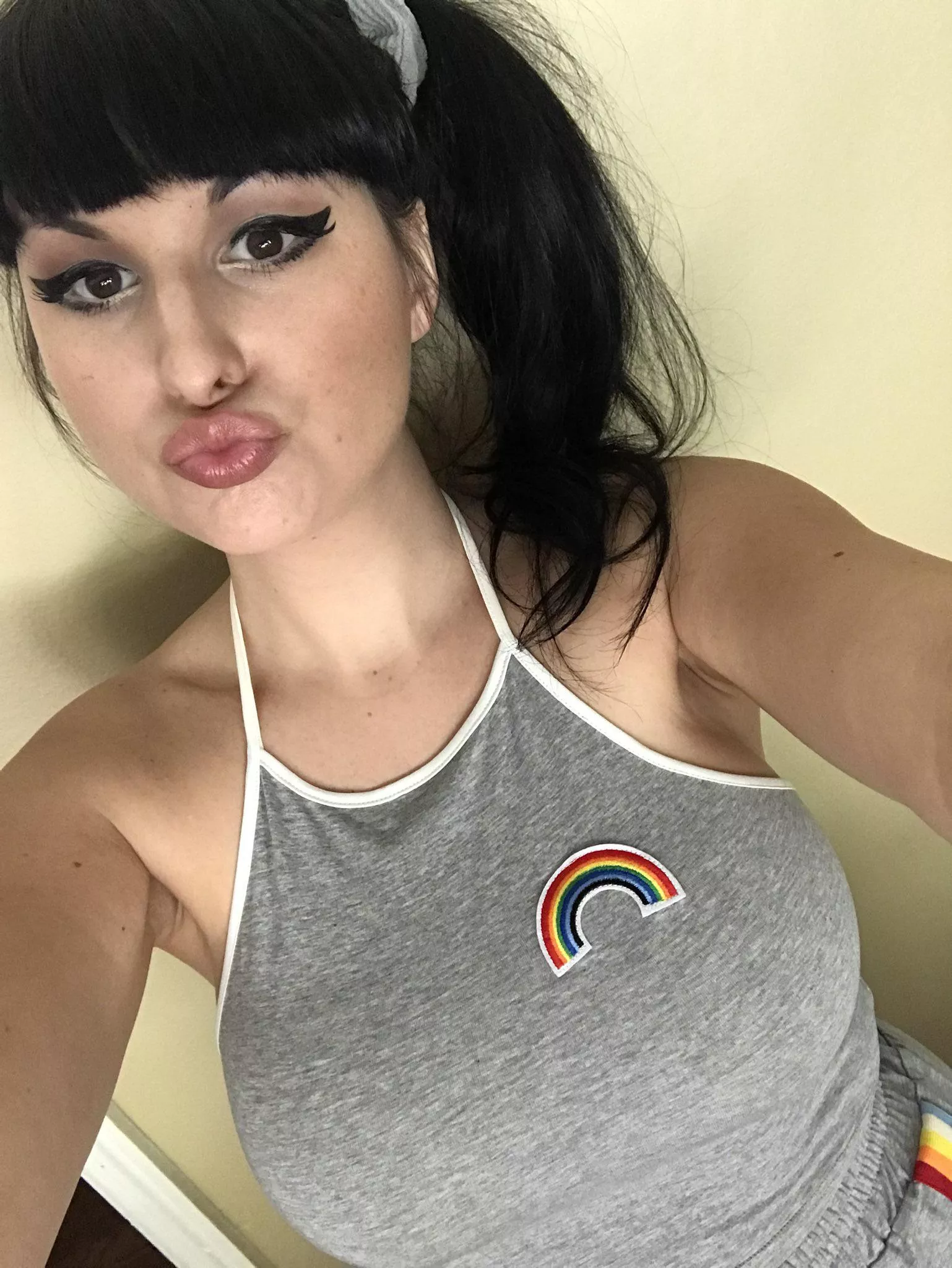 😚
