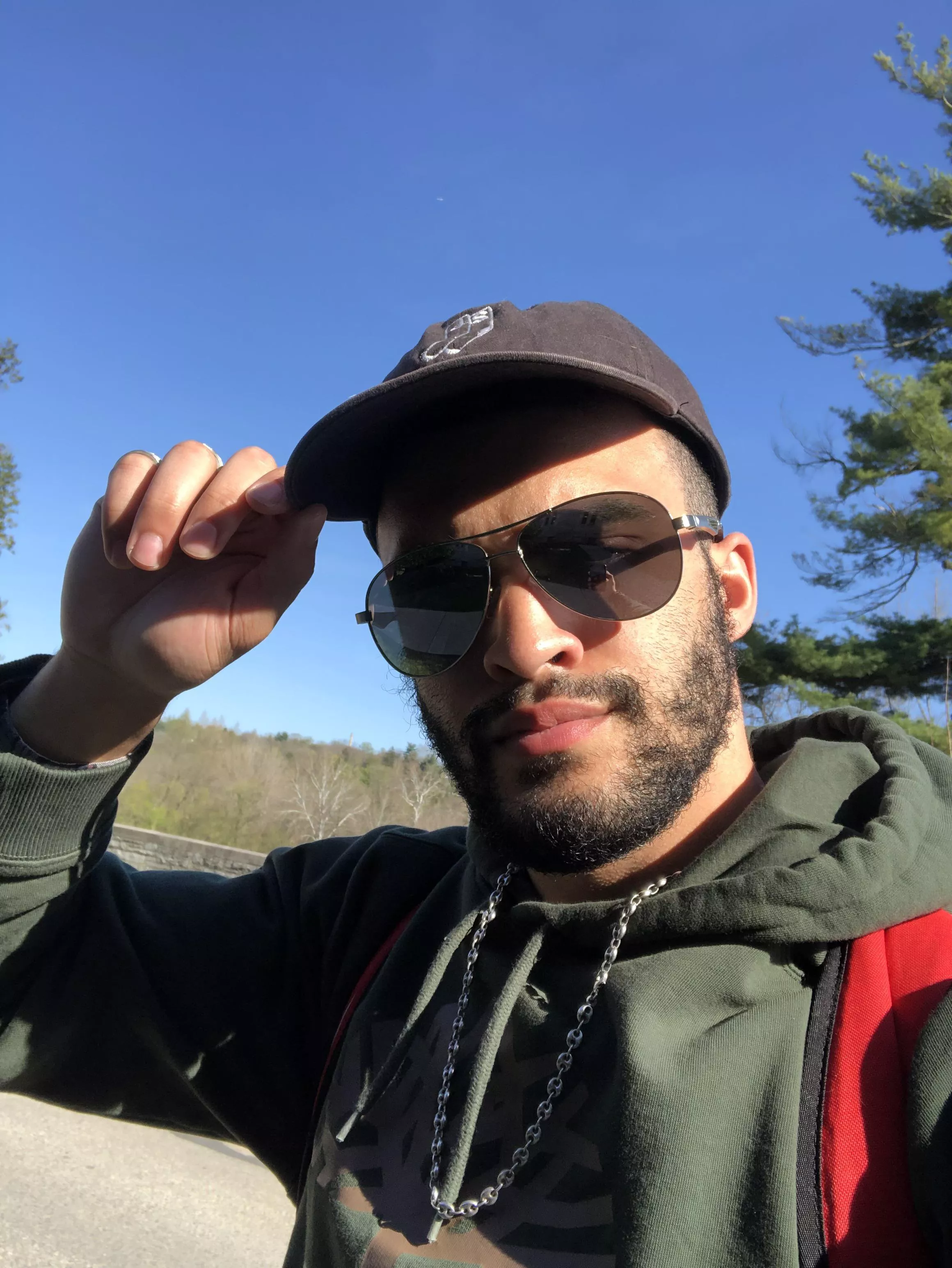 🕶☀️🟦