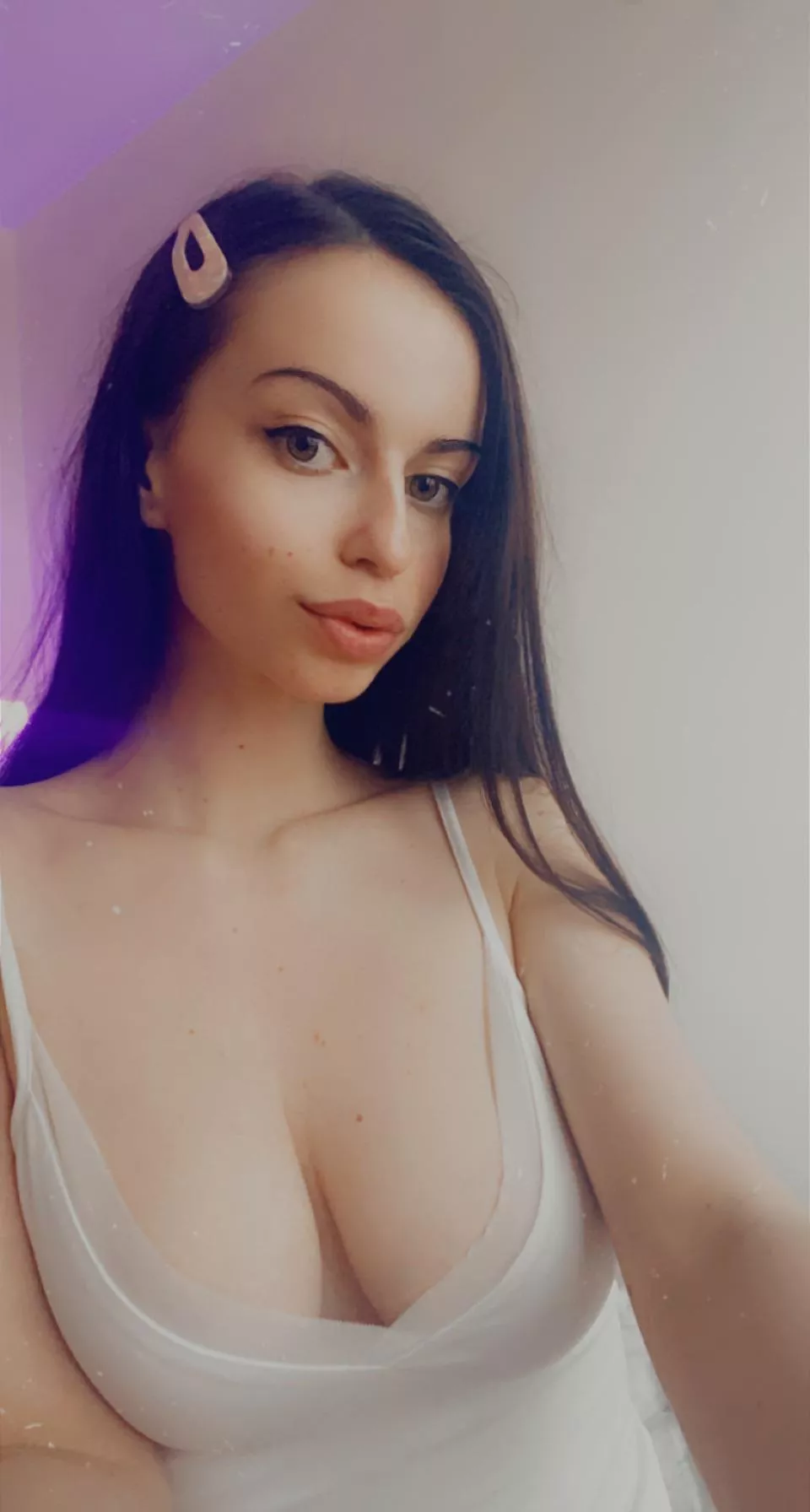 😋