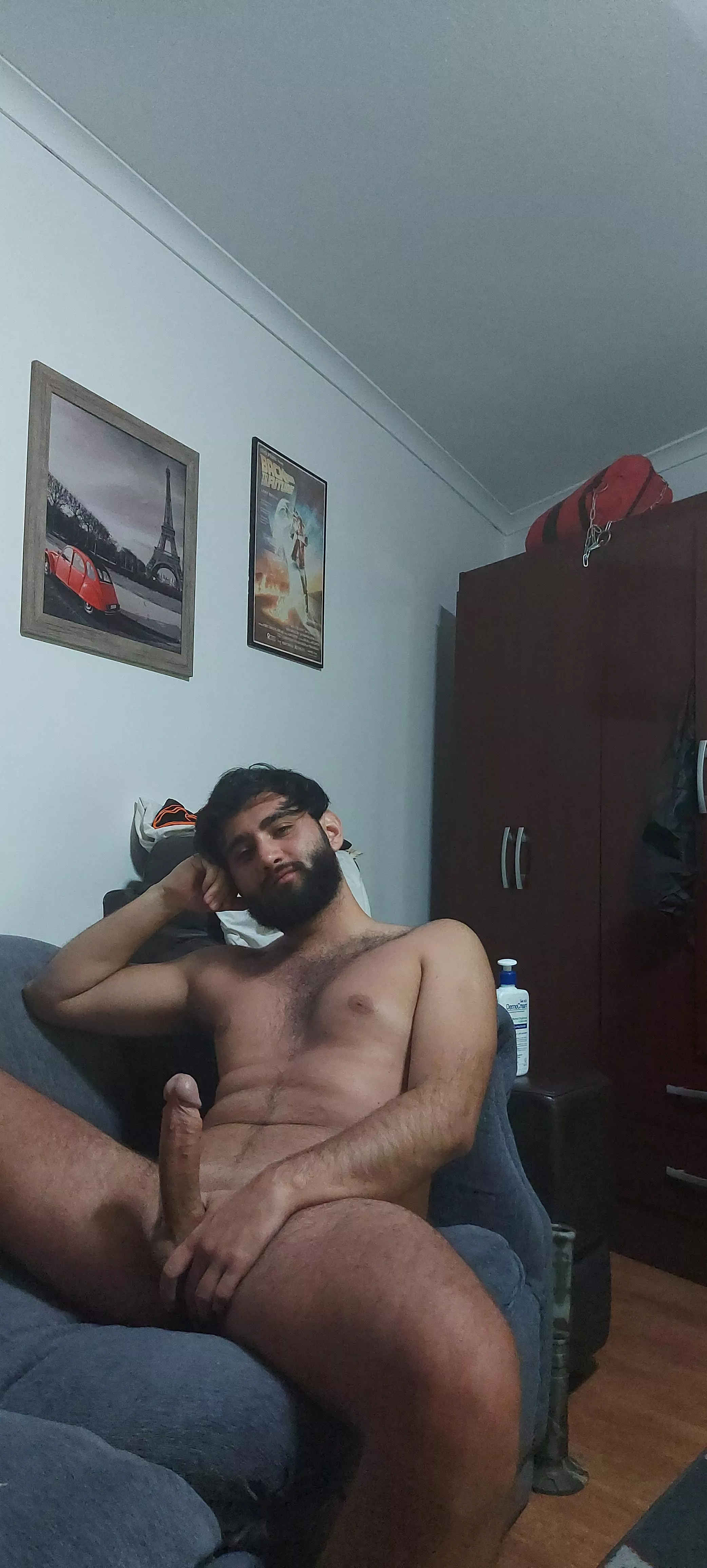 😏
