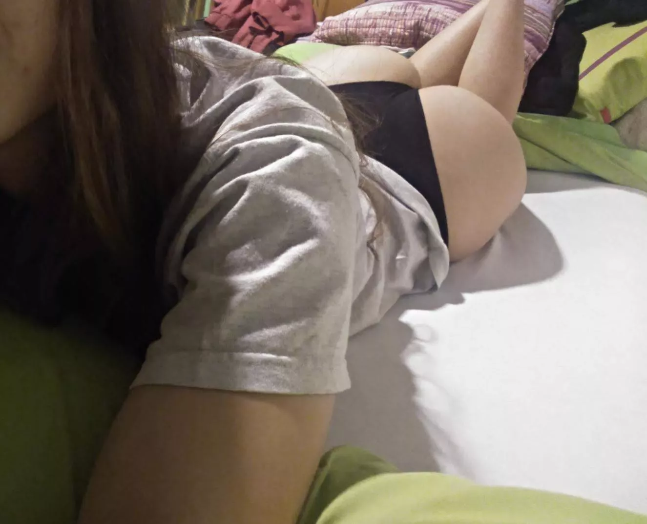 😈🍑😈🍑