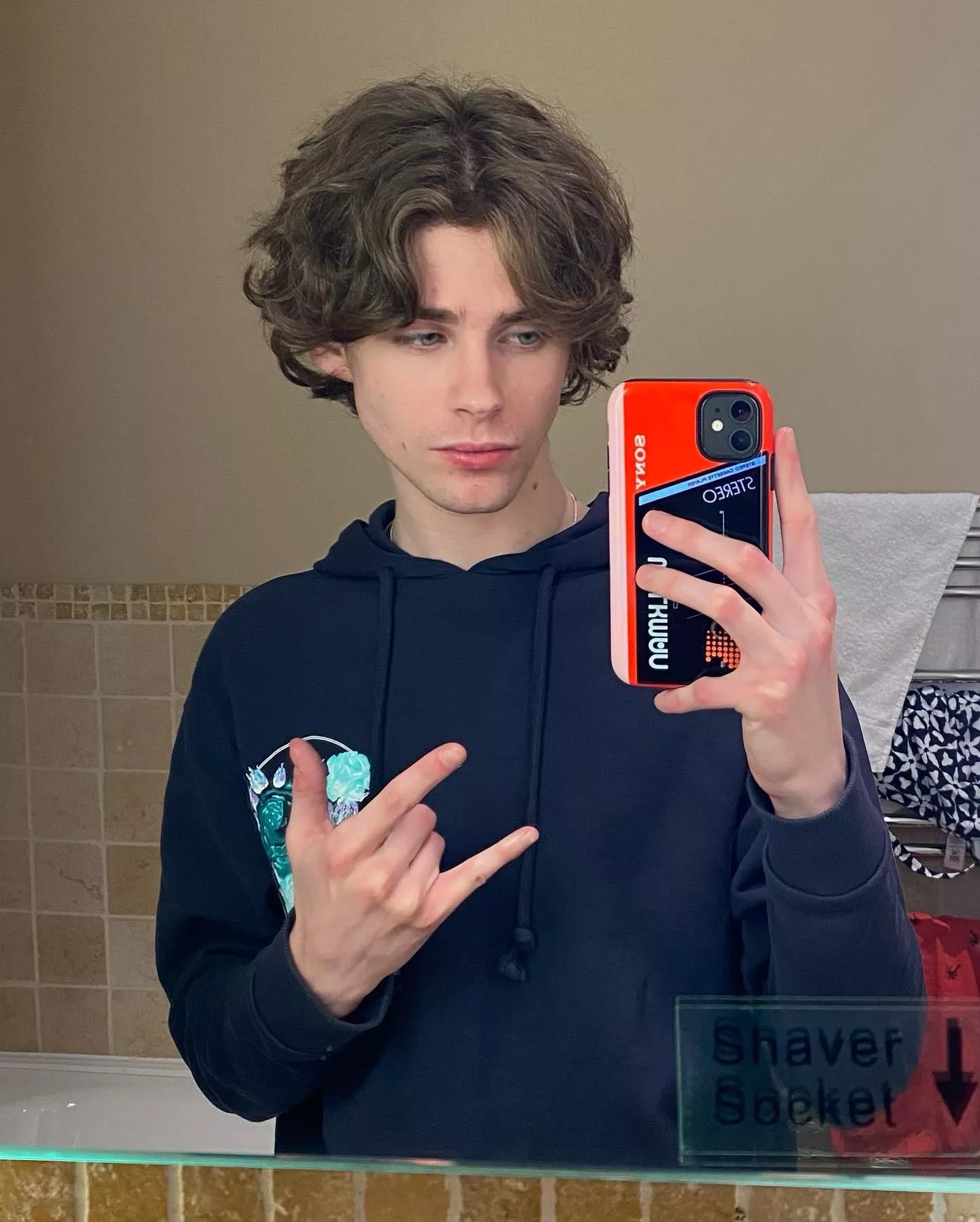 🤟🏻