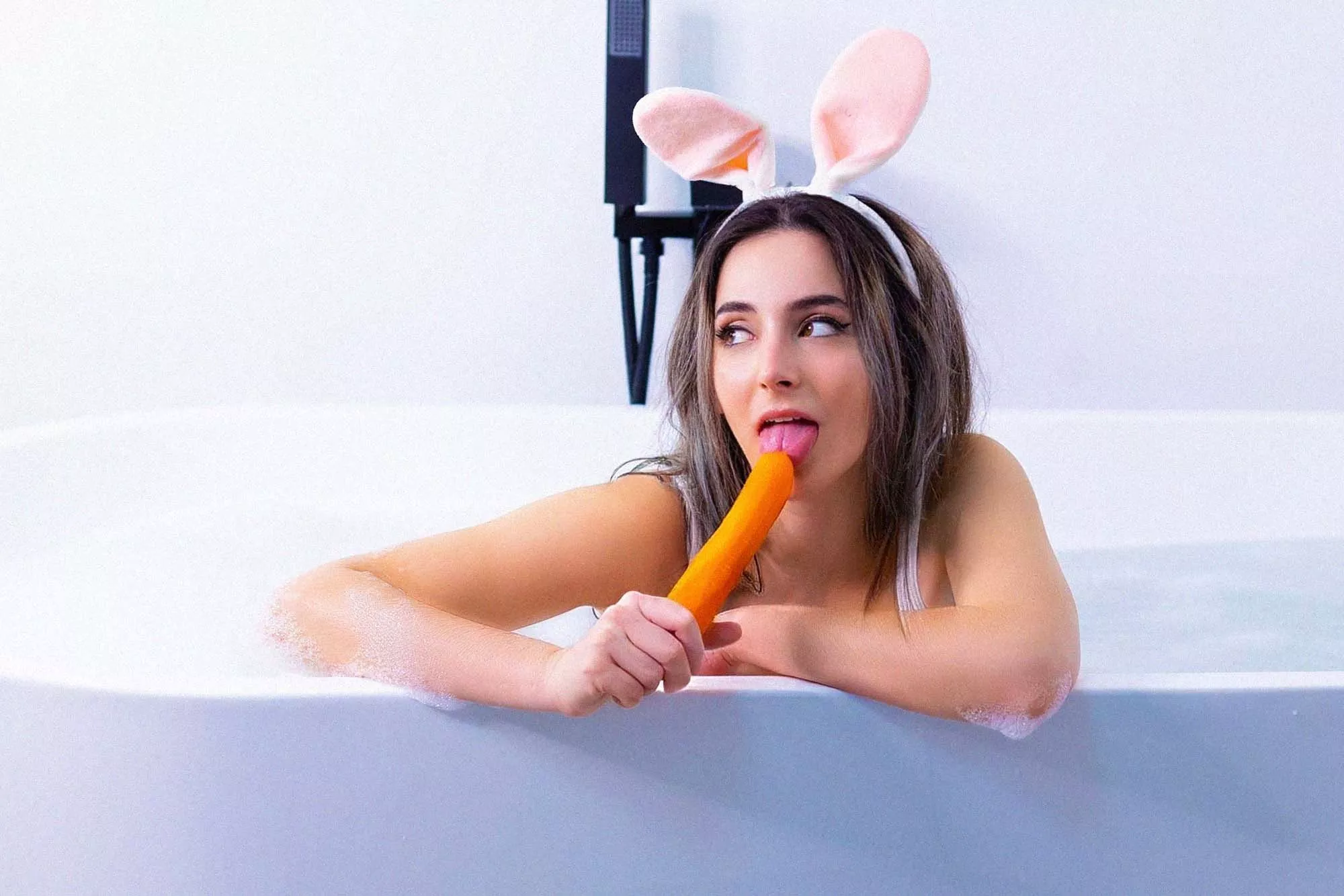 100% bunny girl