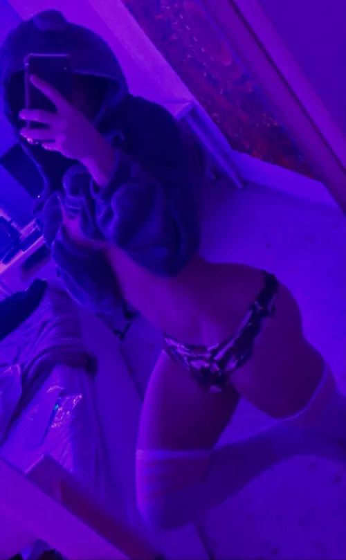 18 and looking to get cuffed♡