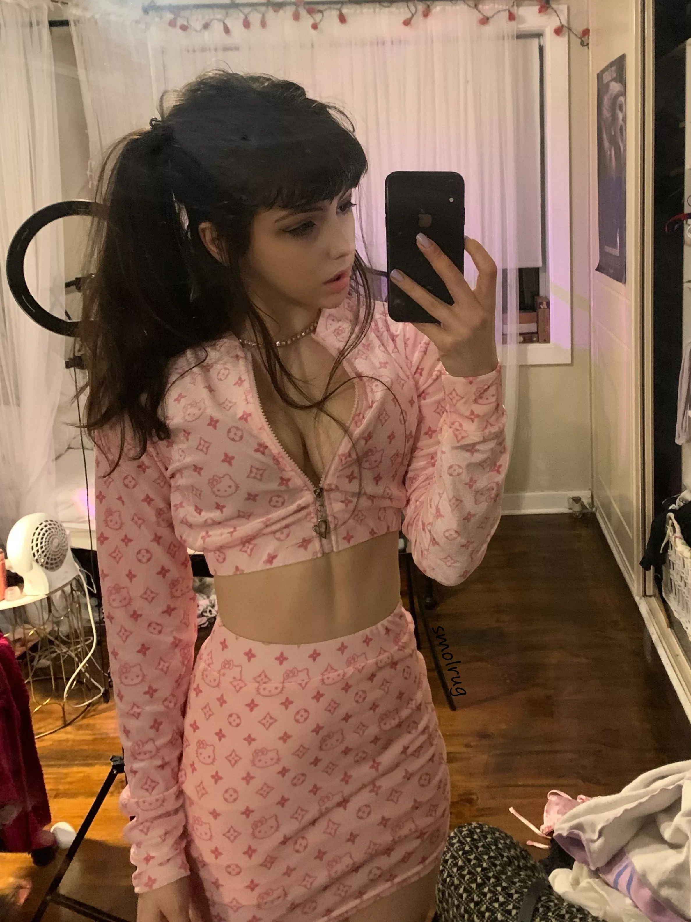 18 isnt too young for you.. right?