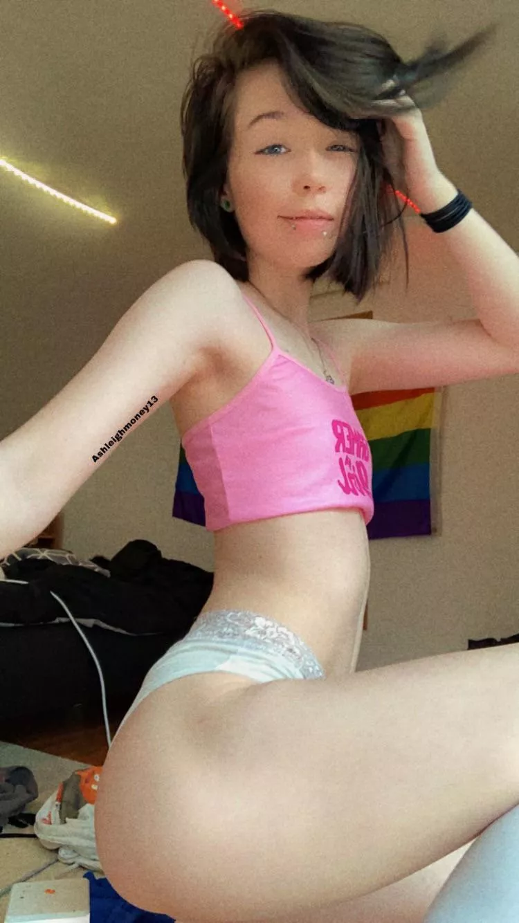🌷18 & Petite🌷
