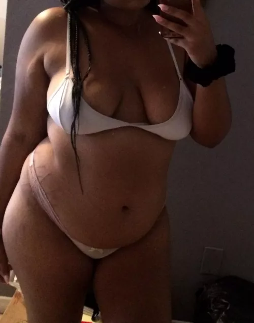 (19) Be honest, did I make you stop scrolling? Leave a like if you did 😘