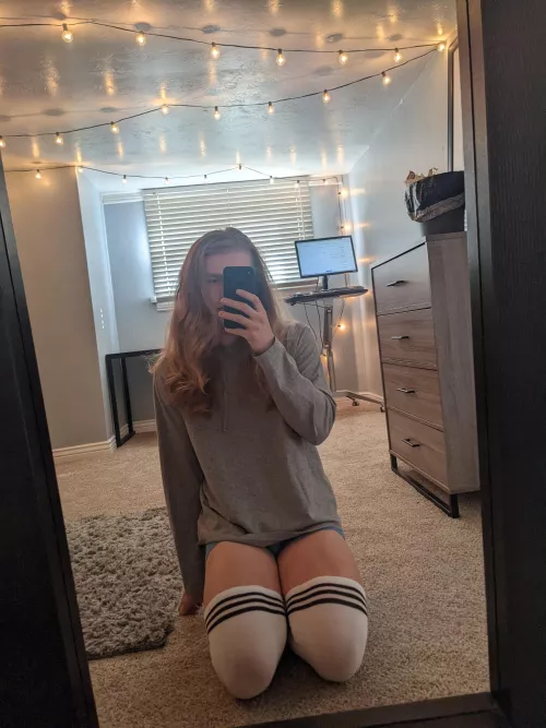 [19] Comfy, lay around the house when nobody's home, outfit 💕