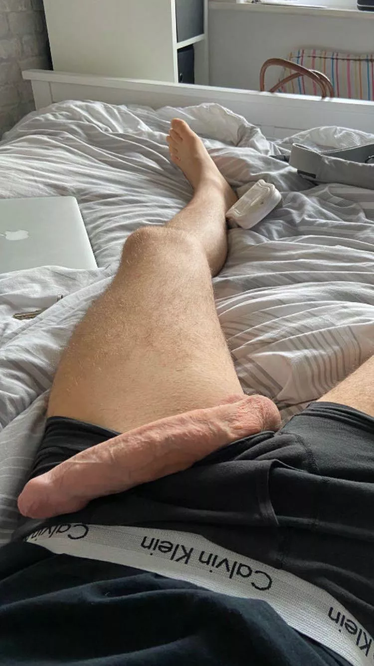 19 M looking for M/F just really need to fuck someone 😅