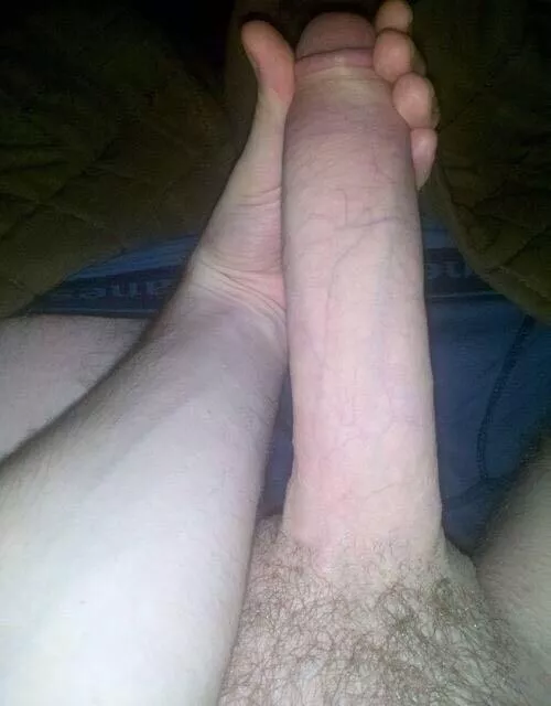 19 with a hung cock.. any females interested?