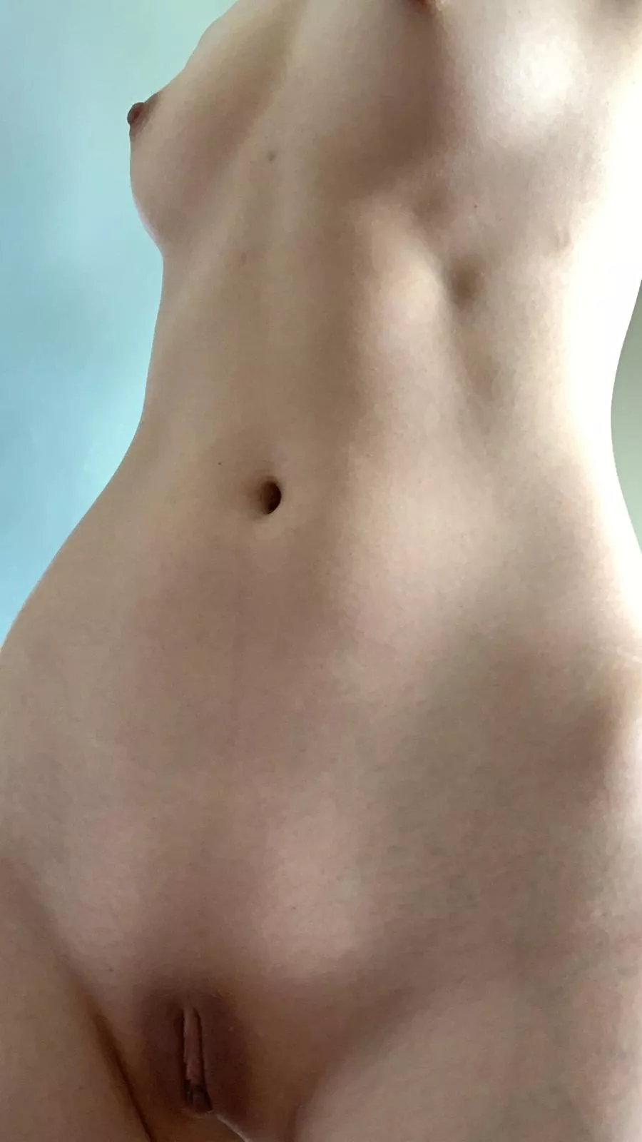 [19f] My tummy is tight, but my pussy is even tighter...