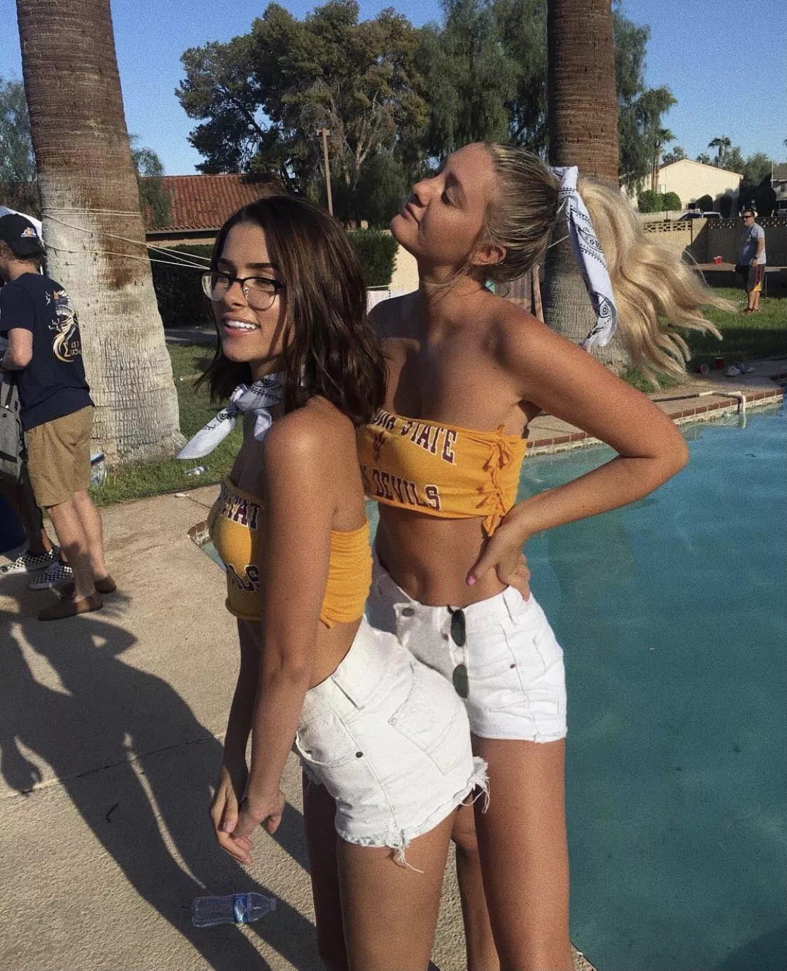 [2] College Girls