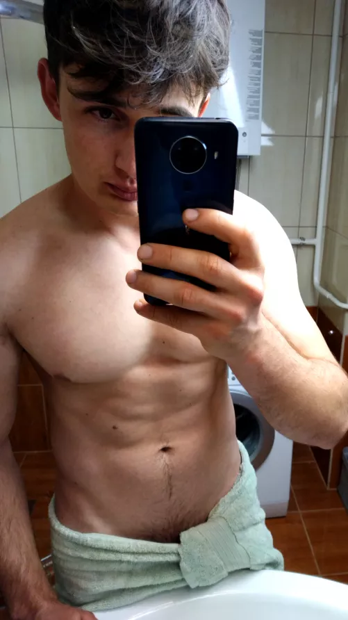 (20) Morning shower with me?🥰