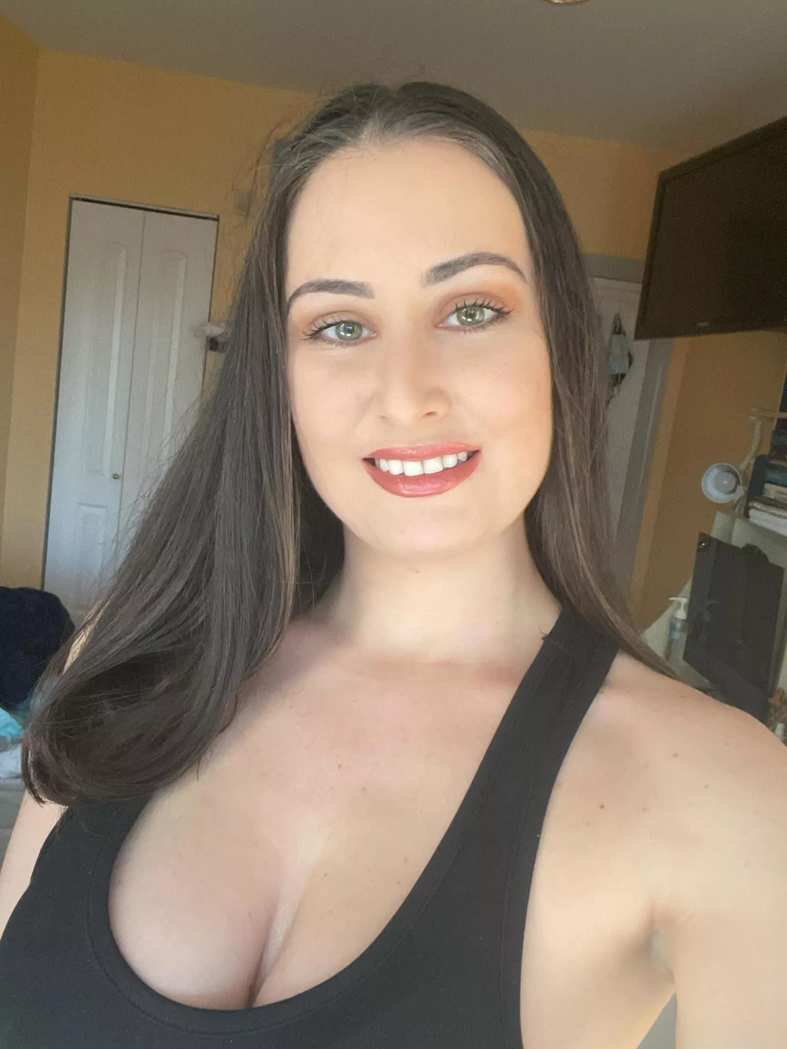21F would it surprise you to know I have a kid😉
