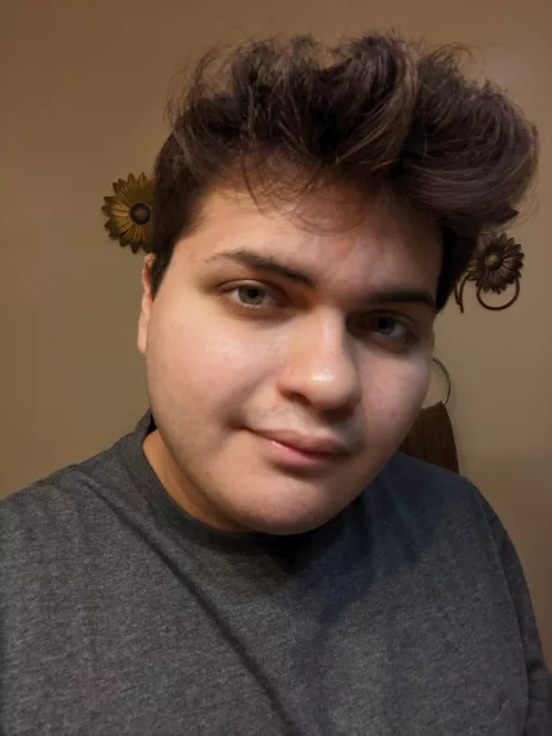 (22) First post on here 😊 Don't mind the messy hair. Anyone played the new battlefield season yet?