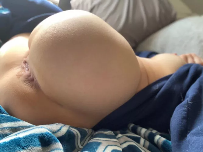 22[F4M] Sending a blowjob video and nudes to anyone who hits the up arrow! 😇add me Sc: moniya310