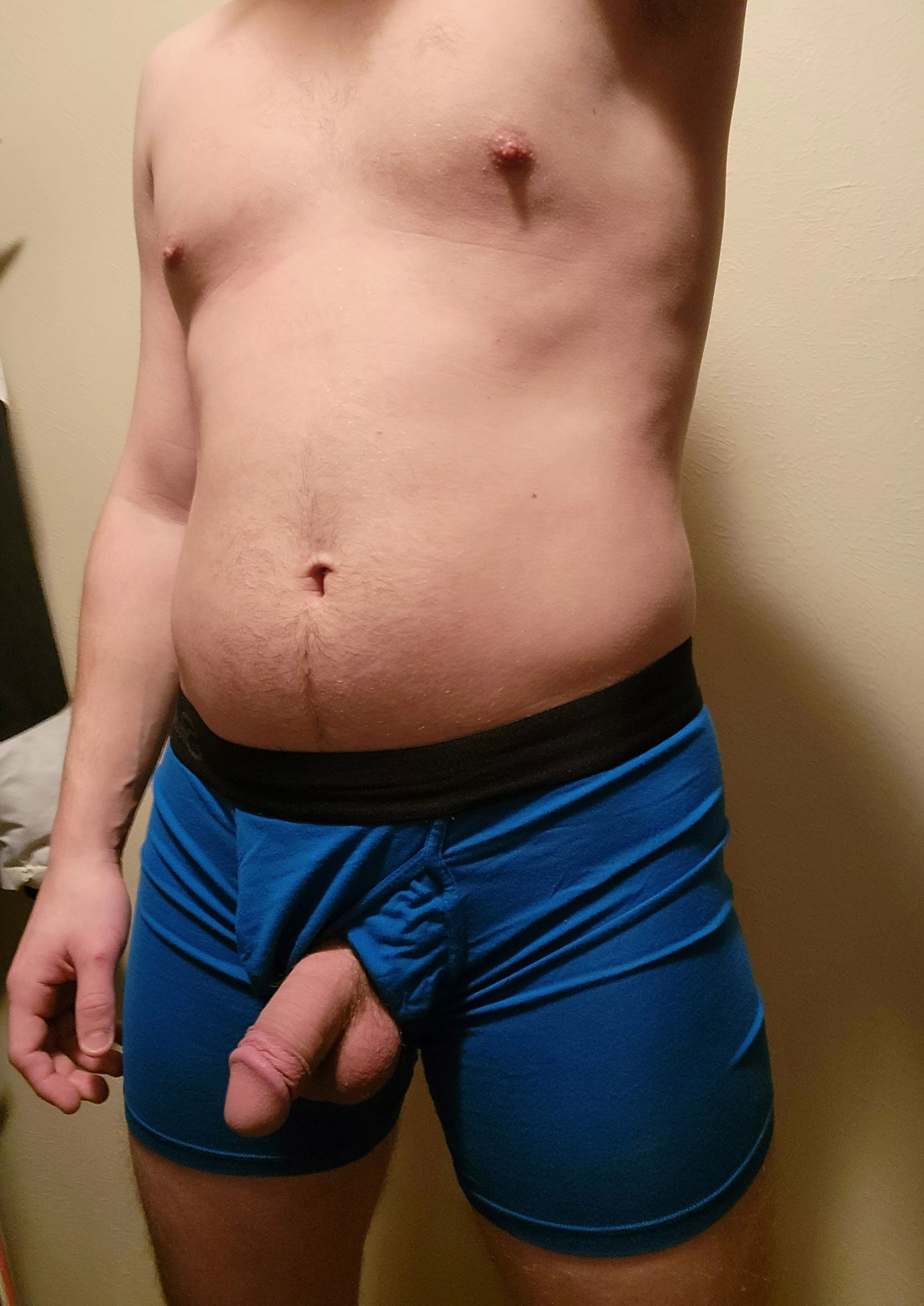 [23] Happy Friday