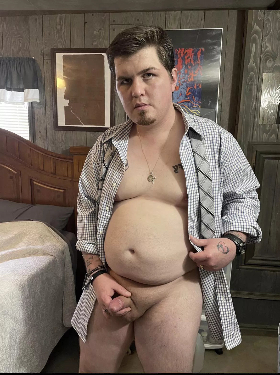 25 chubby guy