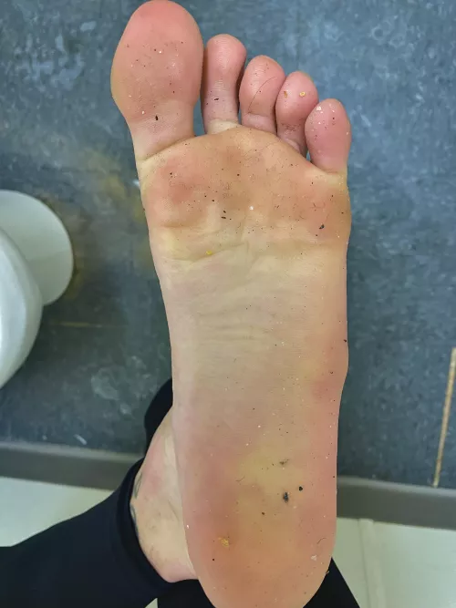 25M Boston. I’d do anything to have a dirty foot buddy from around here ~