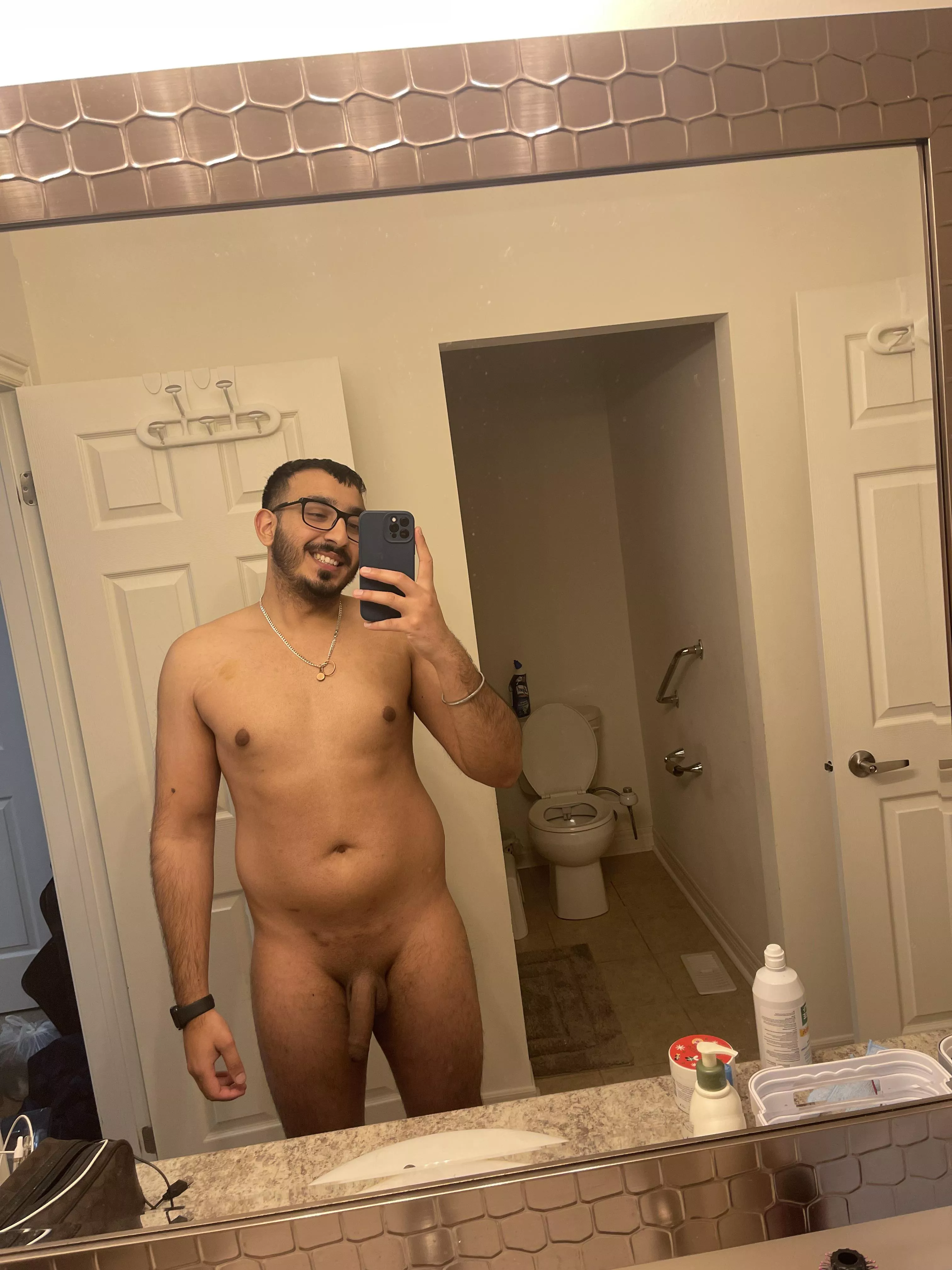25M happily single